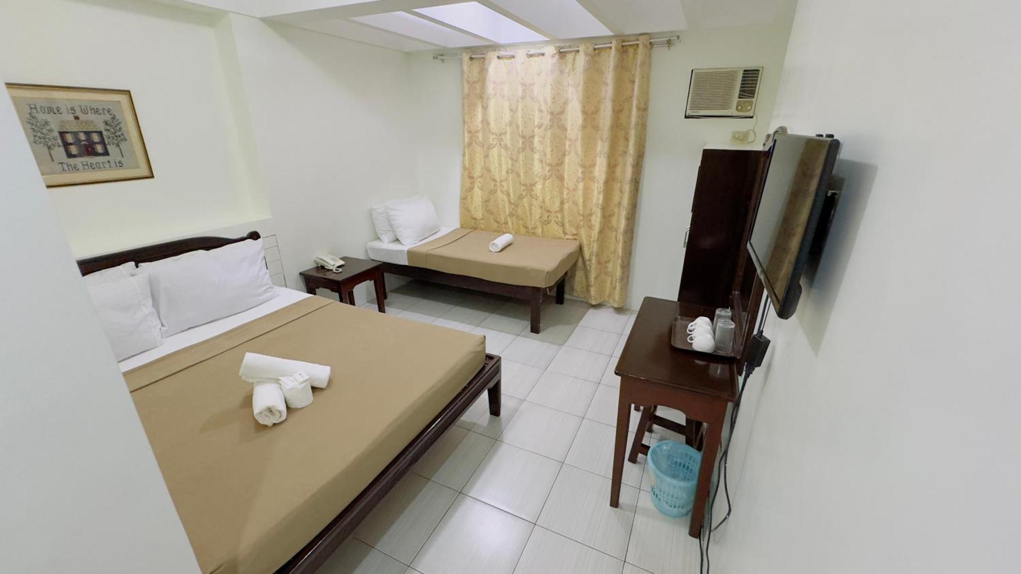 La Anclar Hotel Davao City Buitenkant foto