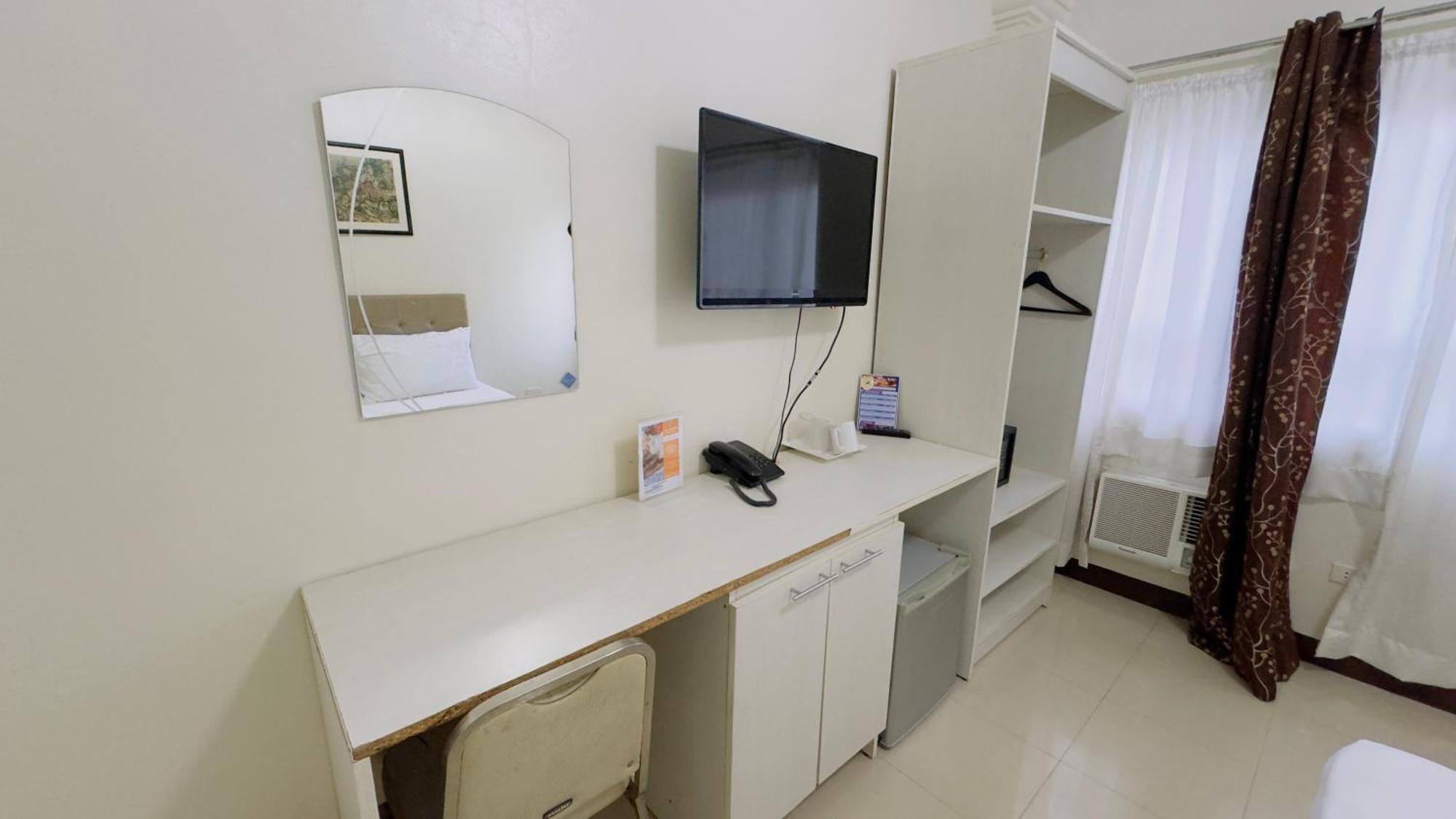 La Anclar Hotel Davao City Buitenkant foto